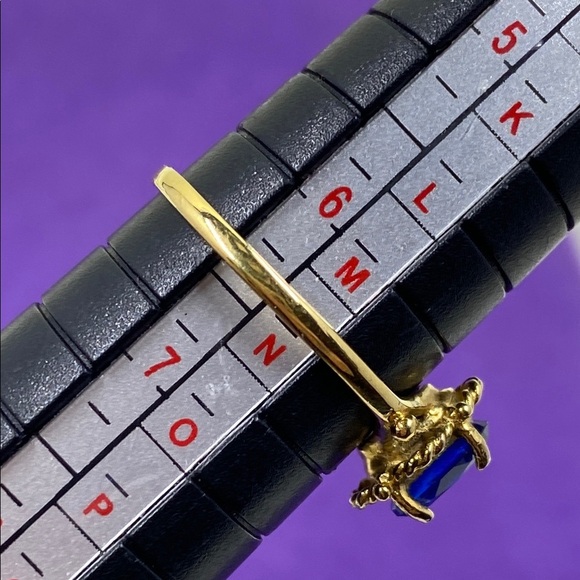 💛 Elegant Gold Filled Blue Gemstone Ring - Picture 5 of 6